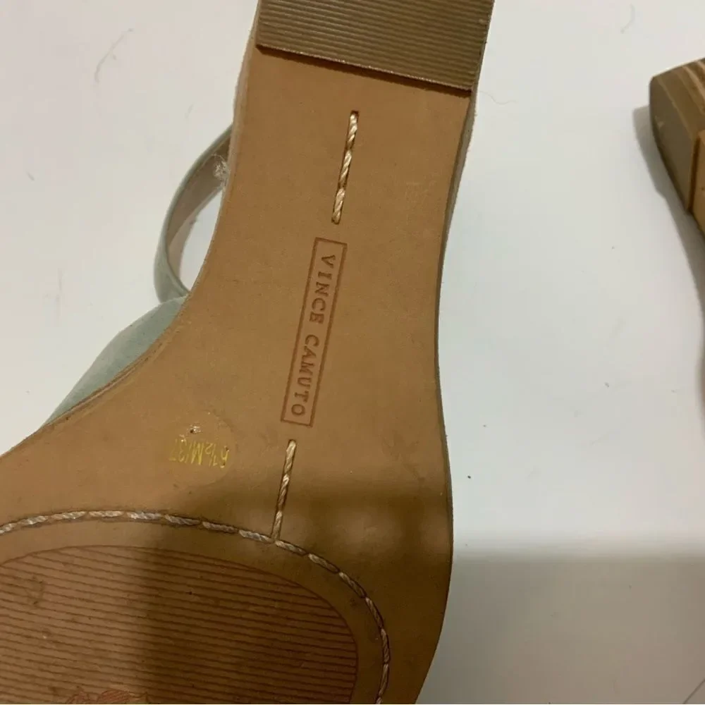 VINCE CAMUTO DEEDRIANA SUEDE WEDGE SANDAL US 6.5 M/37